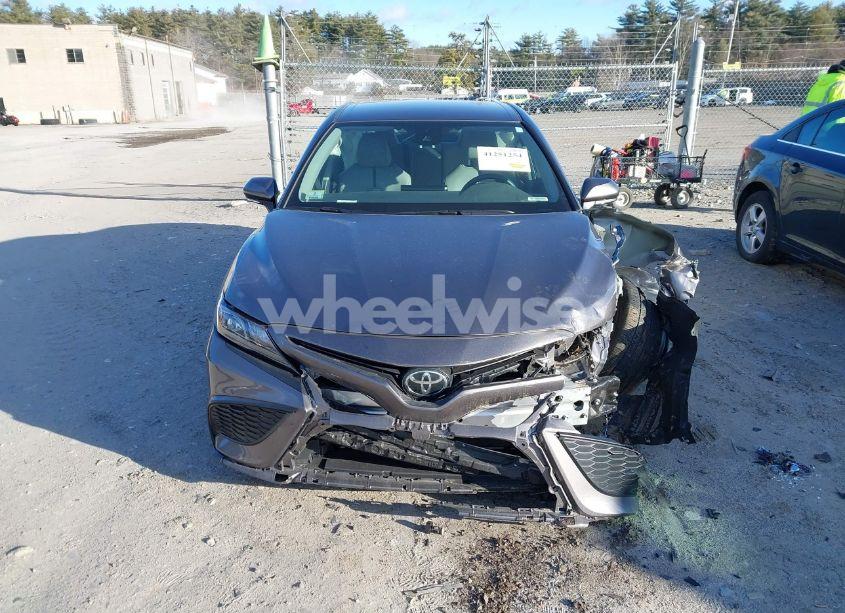 Photo 12 of 2024 Toyota Camry SE (VIN 4T1G11BKXRU117683)