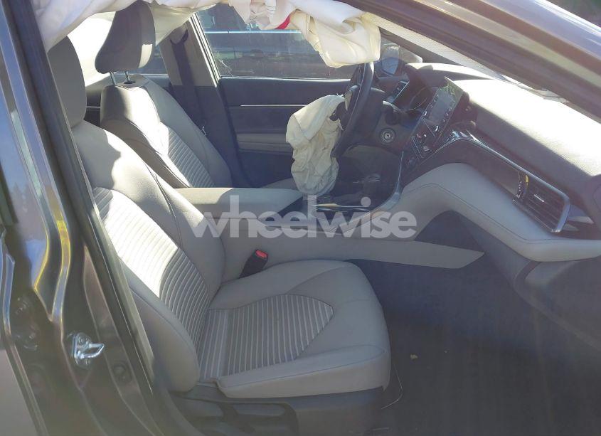 Photo 5 of 2024 Toyota Camry SE (VIN 4T1G11BKXRU117683)