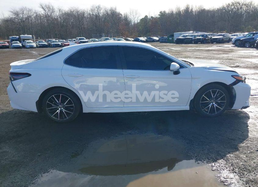 Photo 13 of 2024 Toyota Camry SE (VIN 4T1G11BKXRU127971)