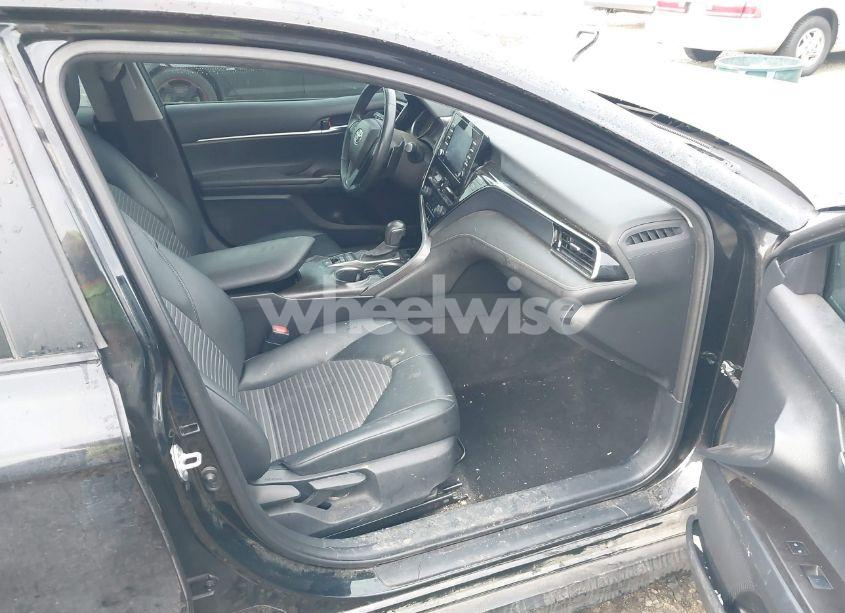 Photo 5 of 2022 Toyota Camry NIGHTSHADE EDITION HYBRID (VIN 4T1G31AK0NU040196)