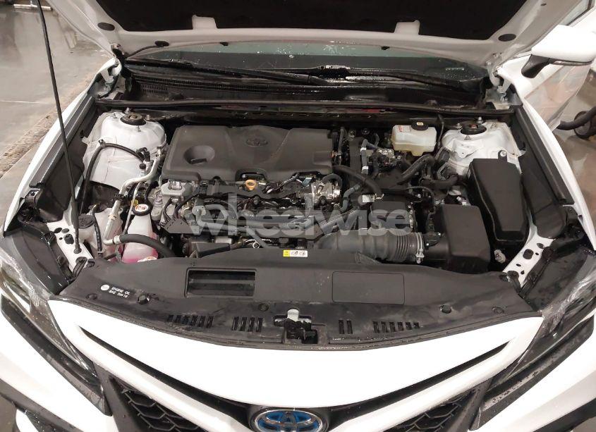 Photo 10 of 2022 Toyota Camry SE HYBRID (VIN 4T1G31AK0NU597691)
