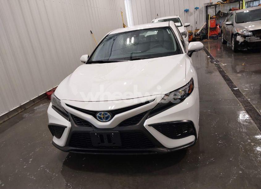Photo 12 of 2022 Toyota Camry SE HYBRID (VIN 4T1G31AK0NU597691)