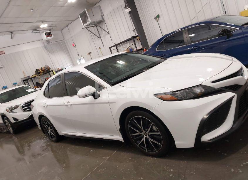 Photo 13 of 2022 Toyota Camry SE HYBRID (VIN 4T1G31AK0NU597691)