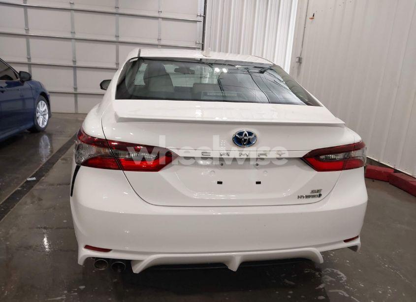 Photo 16 of 2022 Toyota Camry SE HYBRID (VIN 4T1G31AK0NU597691)