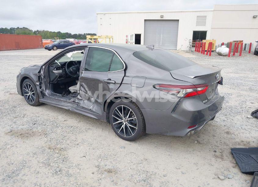 Photo 3 of 2023 Toyota Camry SE HYBRID (VIN 4T1G31AK0PU609521)