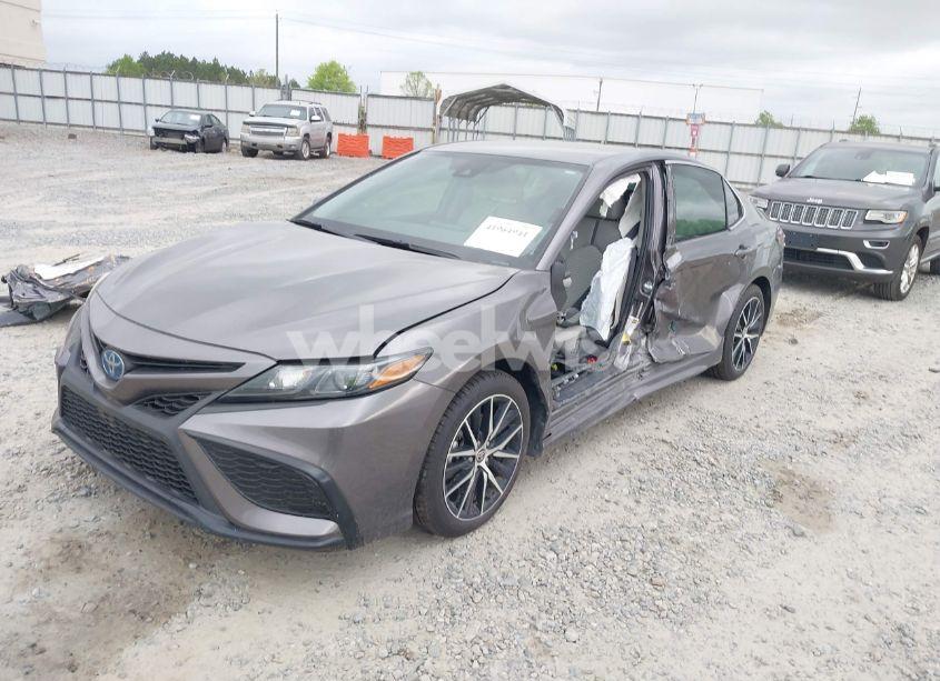 Photo 6 of 2023 Toyota Camry SE HYBRID (VIN 4T1G31AK0PU609521)