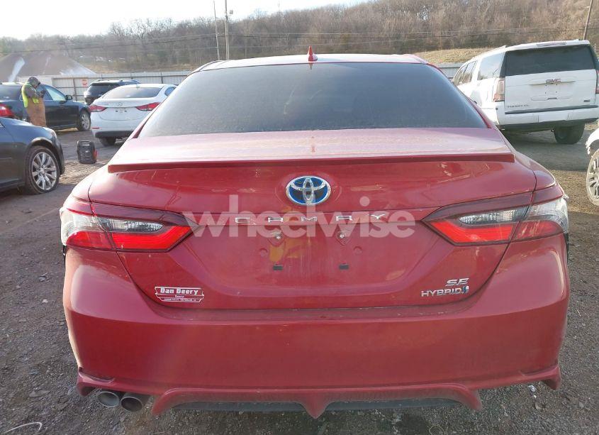 Photo 17 of 2024 Toyota Camry HYBRID SE (VIN 4T1G31AK0RU063466)