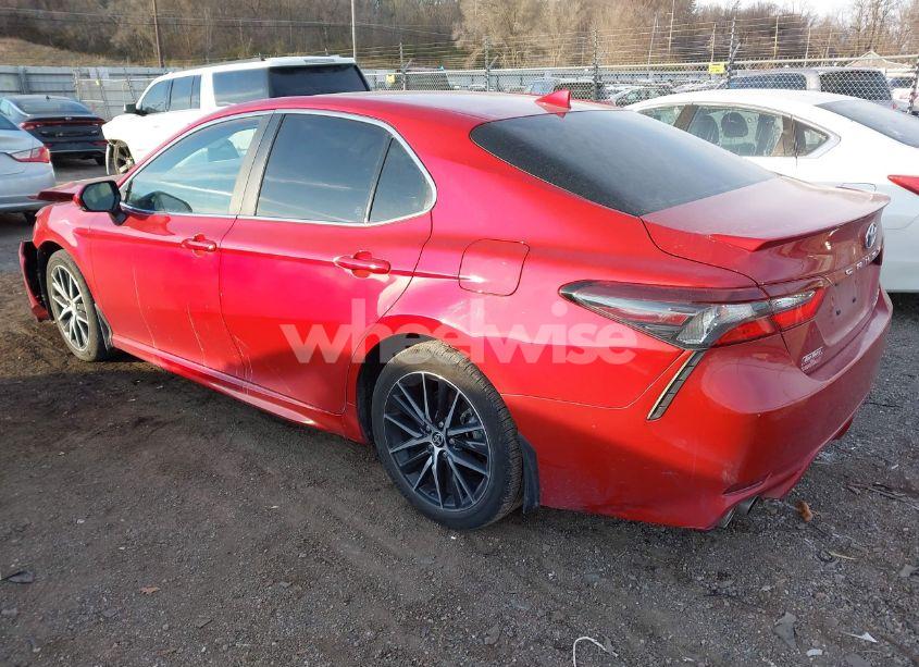 Photo 3 of 2024 Toyota Camry HYBRID SE (VIN 4T1G31AK0RU063466)