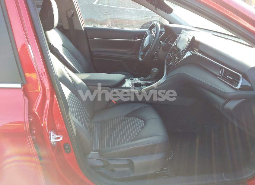 Photo 5 of 2024 Toyota Camry HYBRID SE (VIN 4T1G31AK0RU063466)