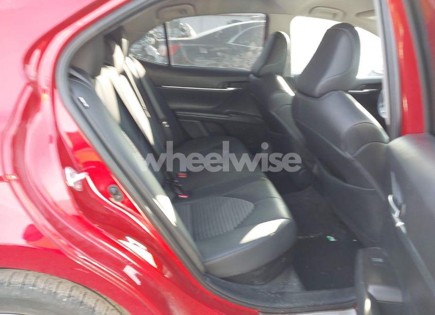 Photo 8 of 2024 Toyota Camry HYBRID SE (VIN 4T1G31AK0RU063466)