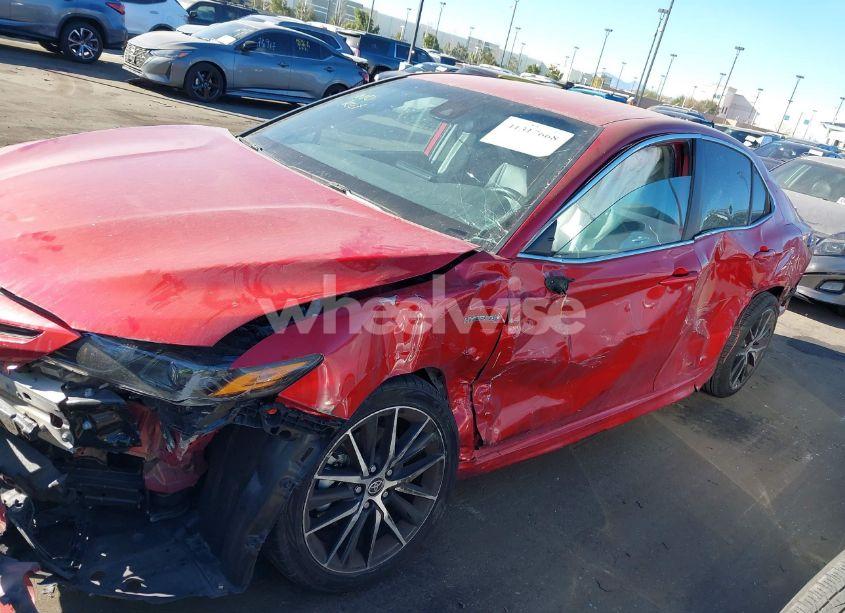 Photo 15 of 2021 Toyota Camry SE HYBRID (VIN 4T1G31AK1MU020327)