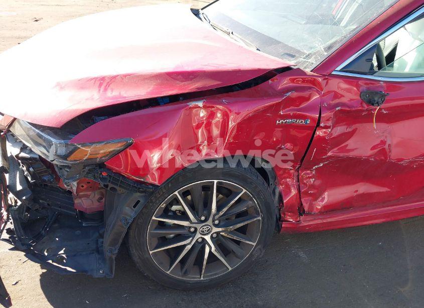 Photo 6 of 2021 Toyota Camry SE HYBRID (VIN 4T1G31AK1MU020327)