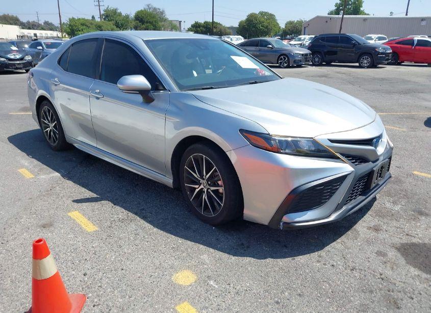 2023 Toyota Camry SE HYBRID (VIN 4T1G31AK2PU607110) main photo