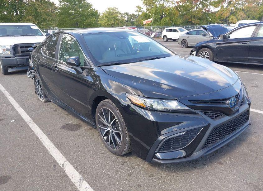 2023 Toyota Camry SE HYBRID (VIN 4T1G31AK2PU616308) main photo