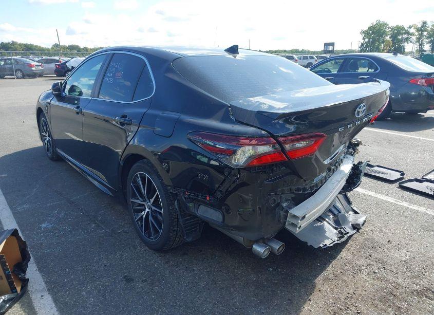 Photo 3 of 2023 Toyota Camry SE HYBRID (VIN 4T1G31AK2PU616308)