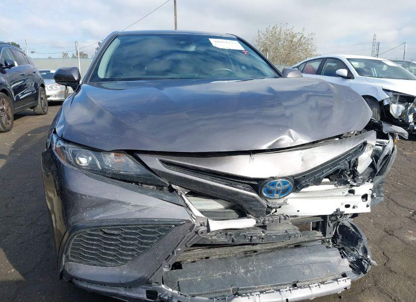 Photo 12 of 2024 Toyota Camry HYBRID SE (VIN 4T1G31AK2RU063078)