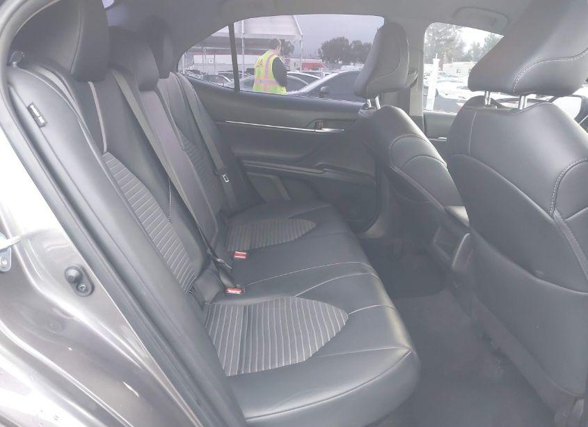 Photo 8 of 2024 Toyota Camry HYBRID SE (VIN 4T1G31AK2RU063078)