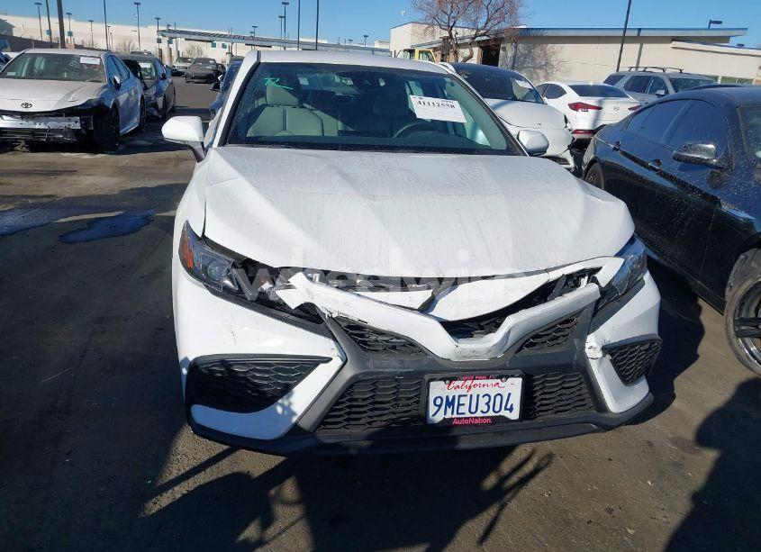 Photo 6 of 2024 Toyota Camry HYBRID SE (VIN 4T1G31AK2RU631913)