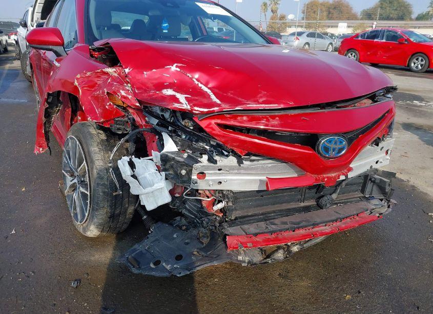 Photo 6 of 2021 Toyota Camry SE HYBRID (VIN 4T1G31AK3MU029692)