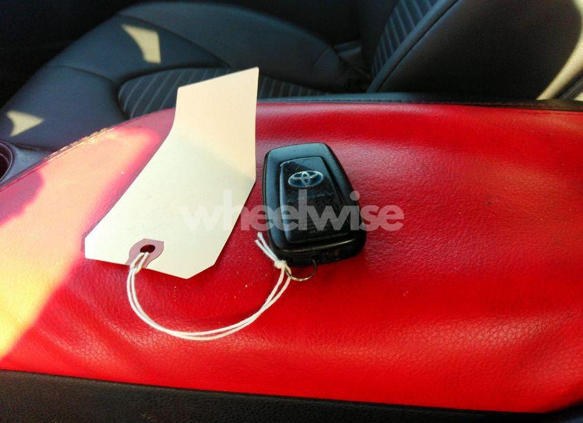 Photo 11 of 2021 Toyota Camry SE HYBRID (VIN 4T1G31AK4MU555653)