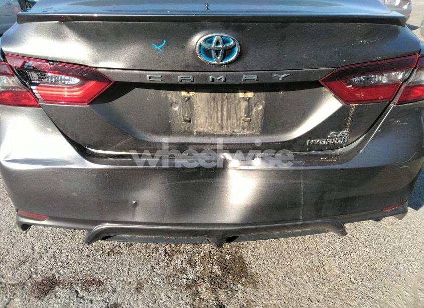Photo 6 of 2021 Toyota Camry SE HYBRID (VIN 4T1G31AK4MU555653)