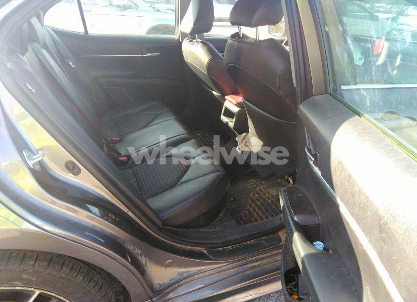 Photo 8 of 2021 Toyota Camry SE HYBRID (VIN 4T1G31AK4MU555653)