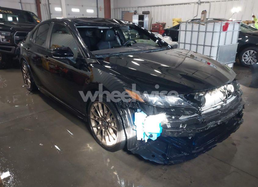 2024 Toyota Camry HYBRID SE NIGHTSHADE (VIN 4T1G31AK4RU069545) main photo