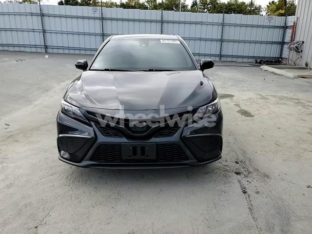Photo 4 of 2022 TOYOTA CAMRY NIGHT SHADE (VIN 4T1G31AK5NU596956)