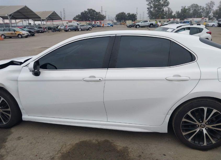 Photo 14 of 2022 Toyota Camry SE HYBRID (VIN 4T1G31AK6NU571807)