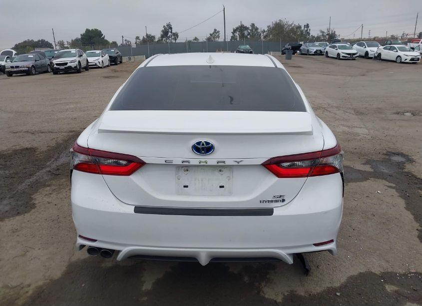 Photo 16 of 2022 Toyota Camry SE HYBRID (VIN 4T1G31AK6NU571807)