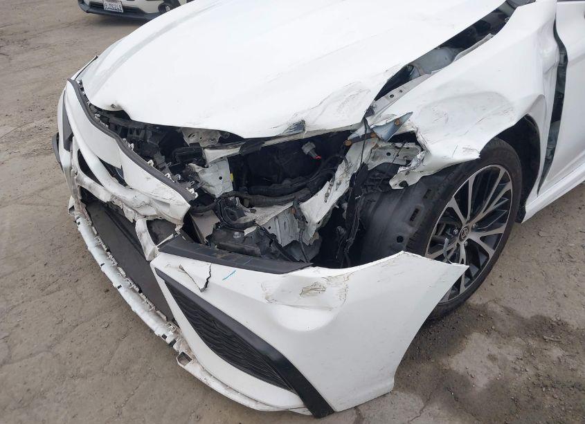 Photo 6 of 2022 Toyota Camry SE HYBRID (VIN 4T1G31AK6NU571807)