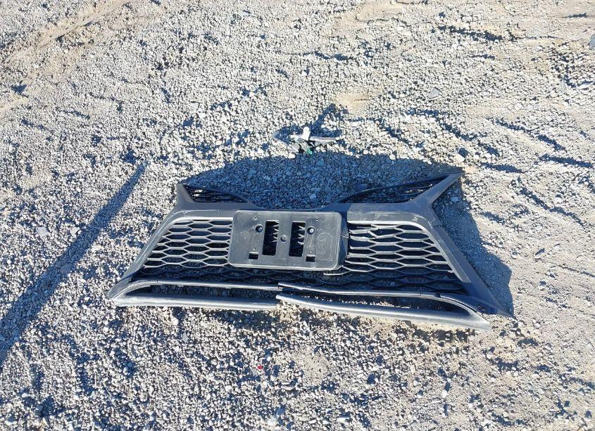 Photo 12 of 2024 Toyota Camry HYBRID SE (VIN 4T1G31AK6RU065206)