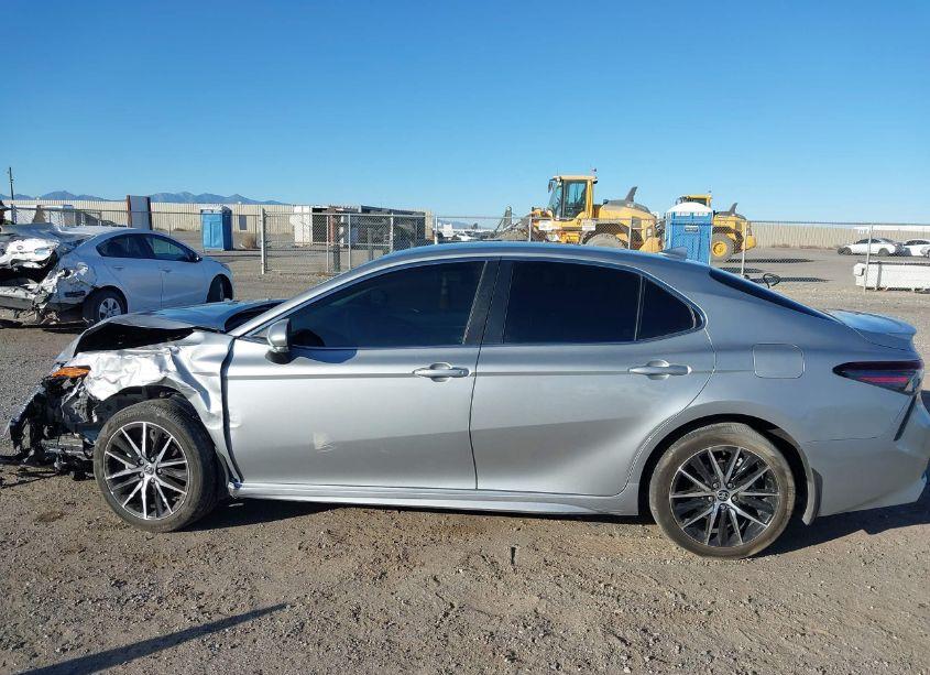 Photo 15 of 2024 Toyota Camry HYBRID SE (VIN 4T1G31AK6RU065206)
