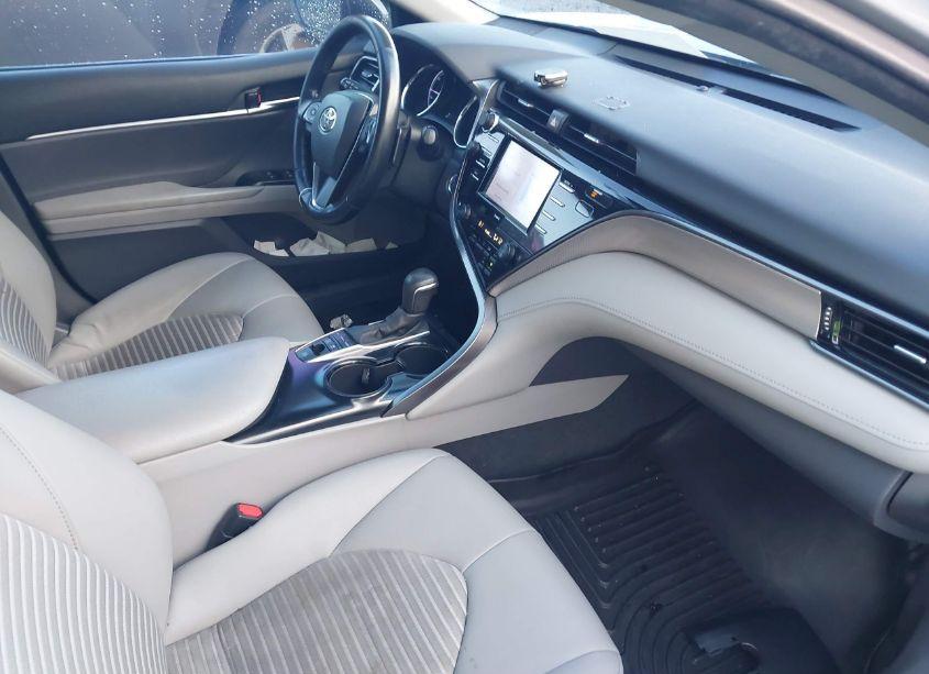 Photo 5 of 2020 Toyota Camry SE HYBRID (VIN 4T1G31AK7LU014773)