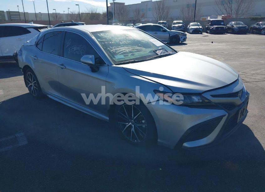 2023 Toyota Camry SE HYBRID (VIN 4T1G31AK8PU616748) main photo