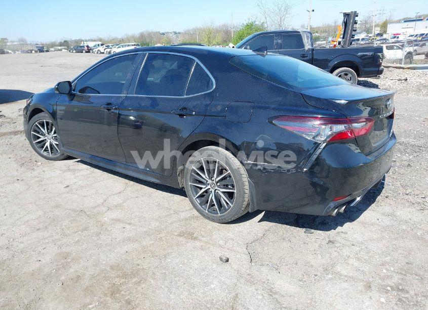 Photo 3 of 2024 Toyota Camry HYBRID SE (VIN 4T1G31AK8RU066633)