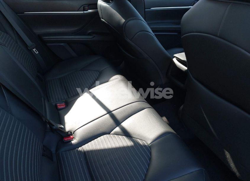 Photo 8 of 2024 Toyota Camry HYBRID SE (VIN 4T1G31AK8RU066633)