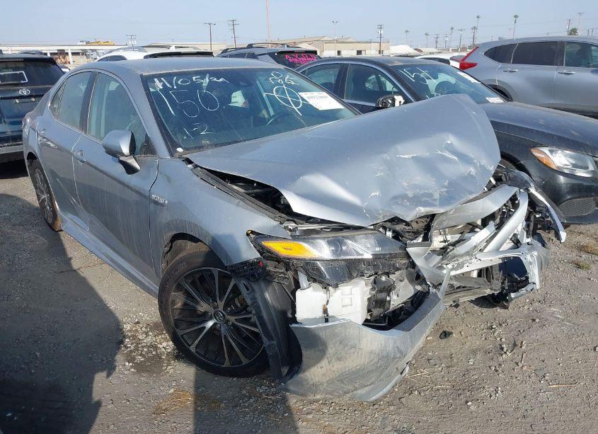 2020 Toyota Camry SE HYBRID (VIN 4T1G31AK9LU526342) main photo