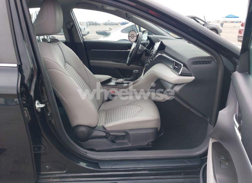 Photo 5 of 2022 Toyota Camry SE HYBRID (VIN 4T1G31AK9NU582137)
