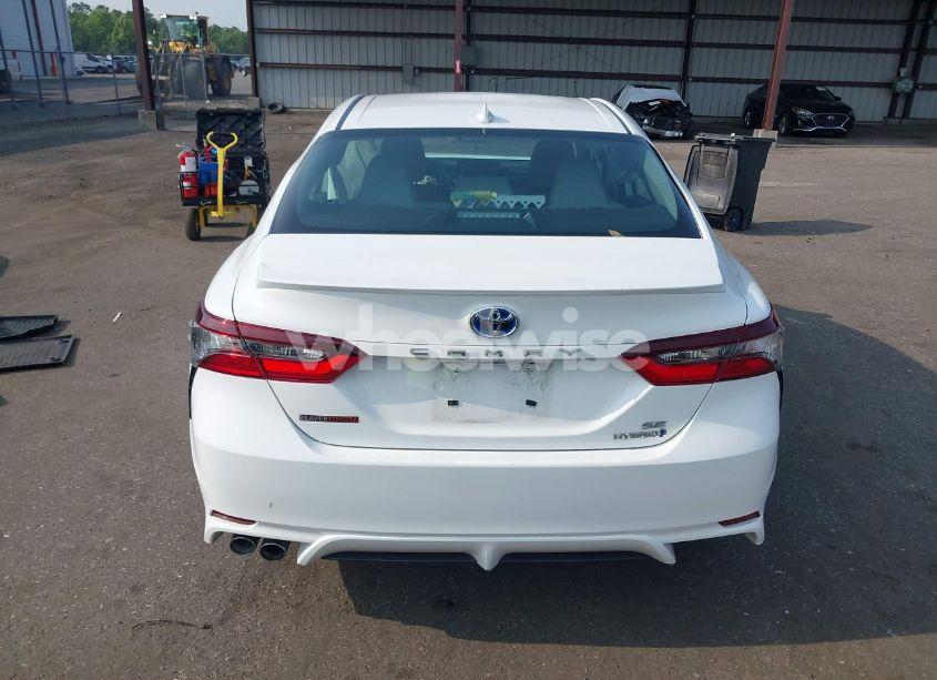 Photo 16 of 2024 Toyota Camry HYBRID SE (VIN 4T1G31AK9RU068746)