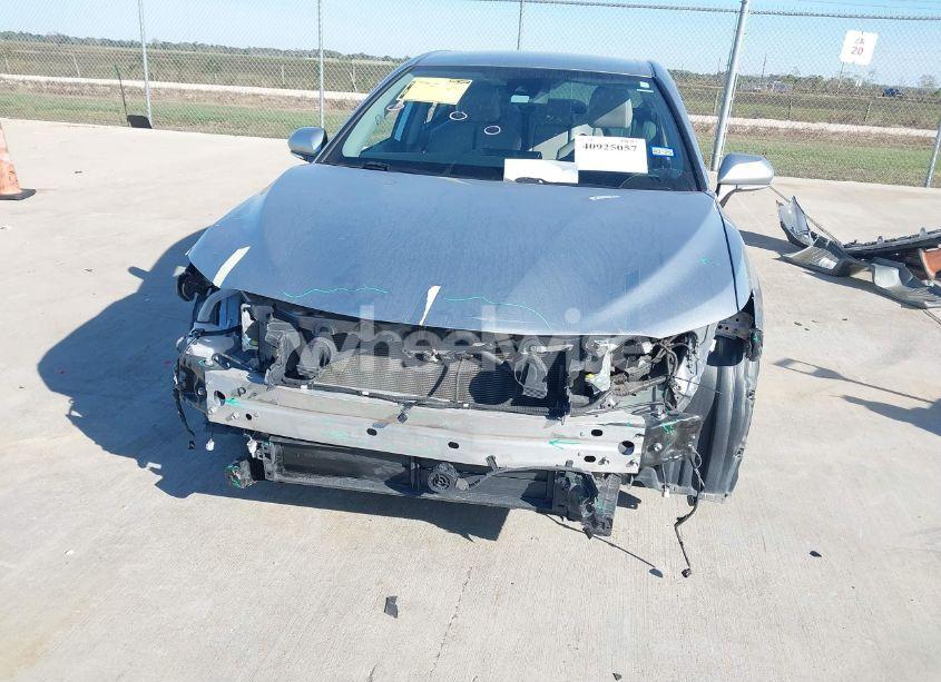 Photo 6 of 2022 Toyota Camry SE HYBRID (VIN 4T1G31AKXNU587007)