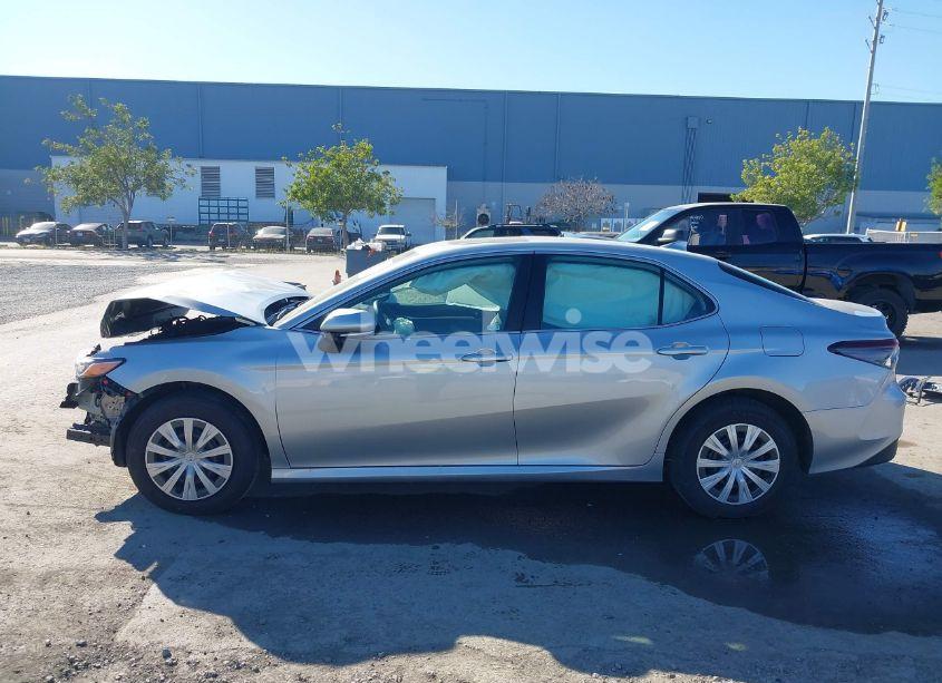 Photo 15 of 2024 Toyota Camry HYBRID LE (VIN 4T1H31AK1RU078823)