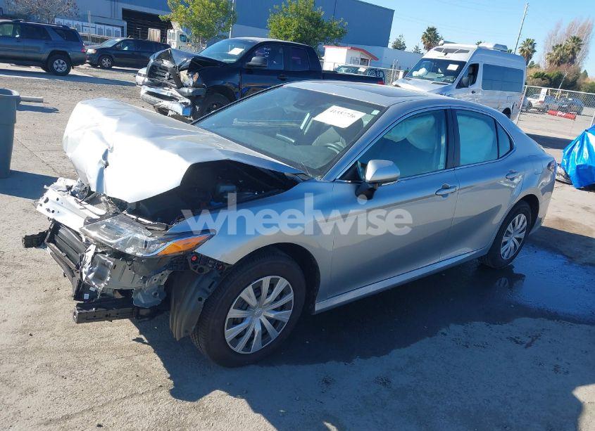 Photo 2 of 2024 Toyota Camry HYBRID LE (VIN 4T1H31AK1RU078823)