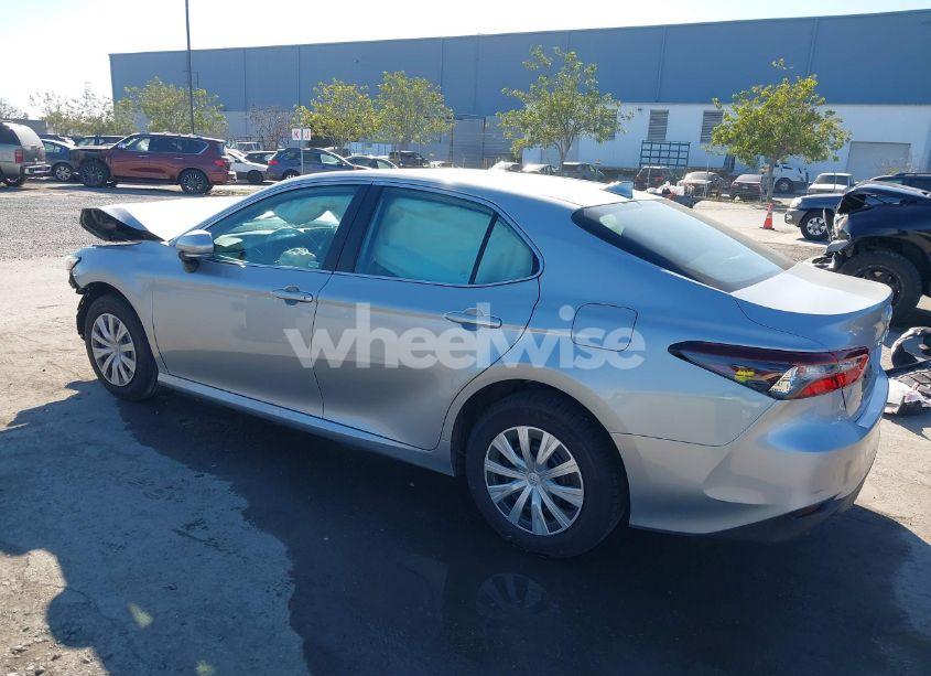 Photo 3 of 2024 Toyota Camry HYBRID LE (VIN 4T1H31AK1RU078823)