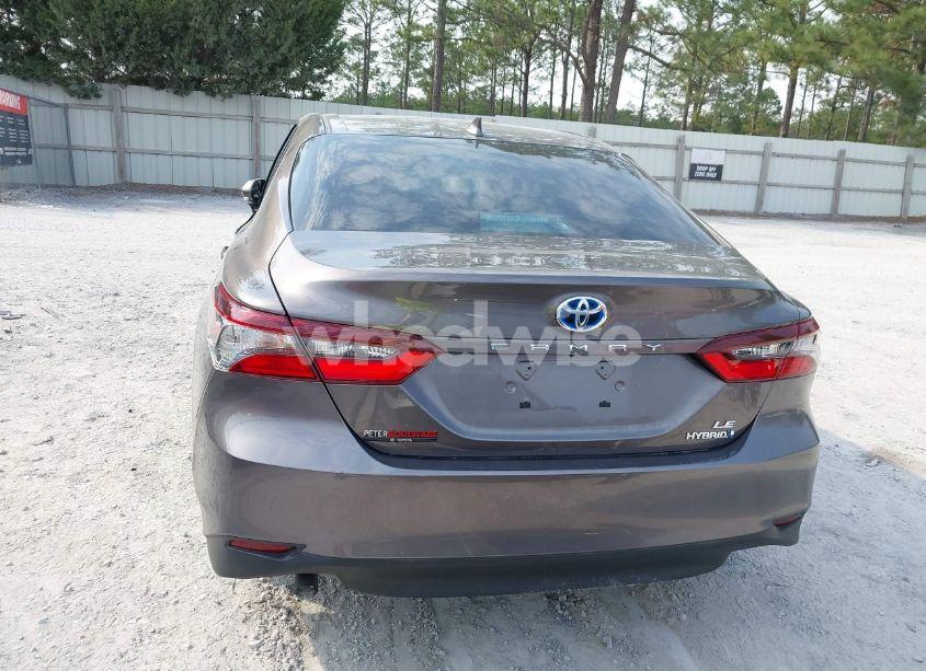 Photo 17 of 2024 Toyota Camry HYBRID LE (VIN 4T1H31AK5RU629030)