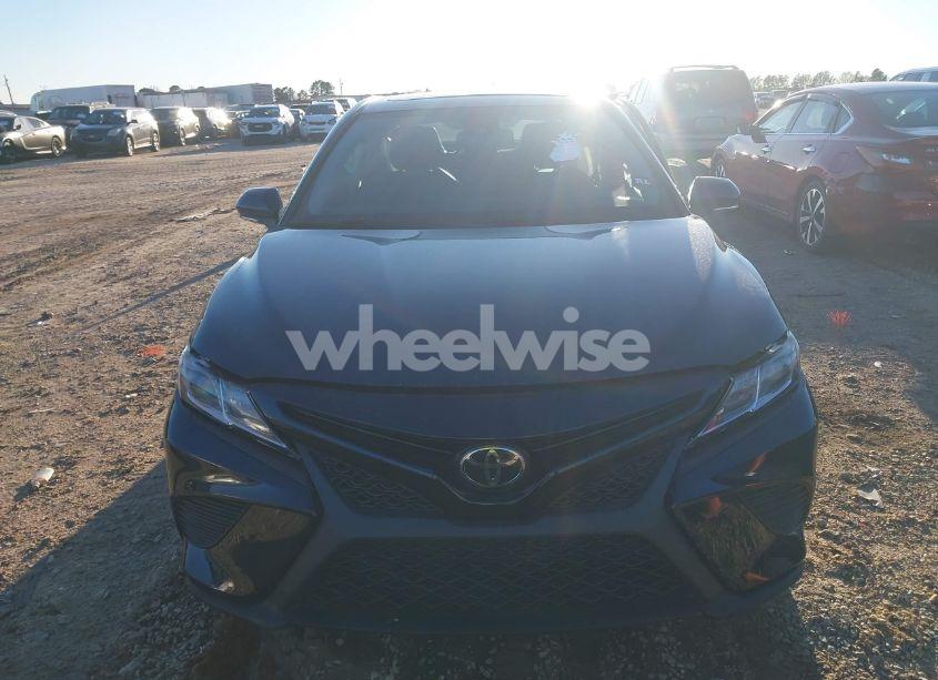 Photo 12 of 2020 Toyota Camry SE (VIN 4T1J11AK0LU915396)