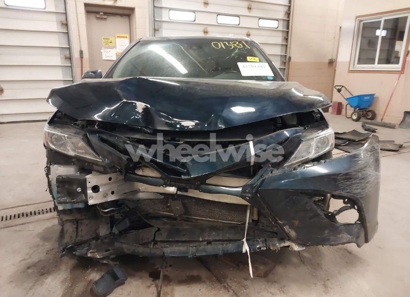 Photo 13 of 2020 Toyota Camry SE (VIN 4T1J11AK9LU864660)