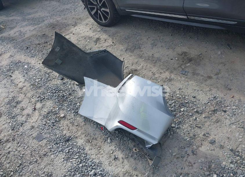 Photo 12 of 2020 Toyota Camry SE (VIN 4T1J11AKXLU879877)