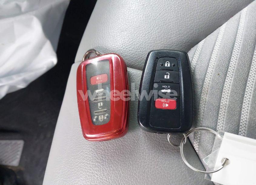 Photo 11 of 2020 Toyota Camry SE AWD (VIN 4T1J11BK6LU014872)