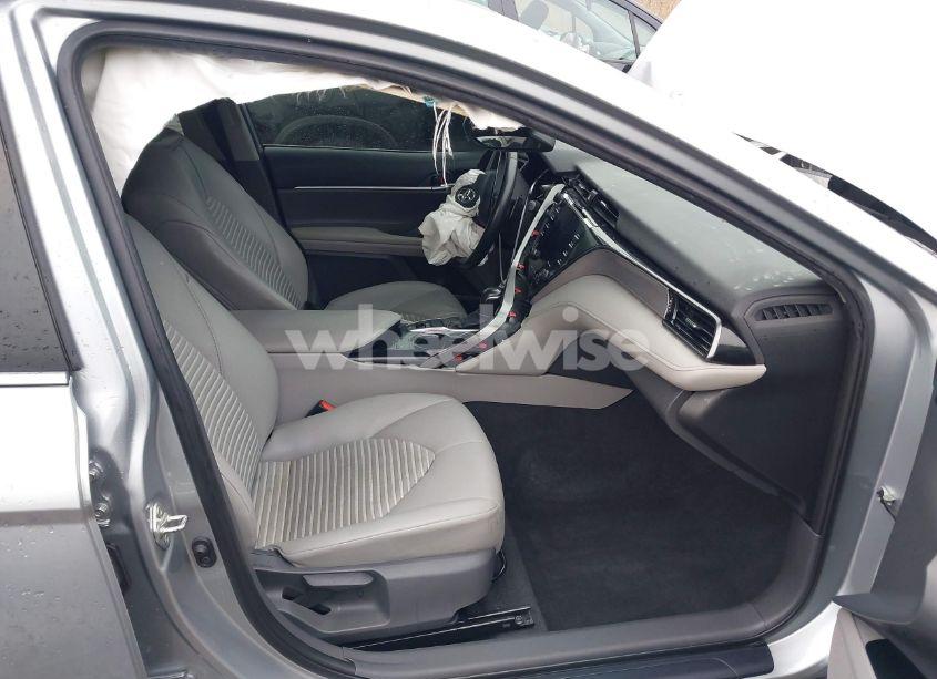 Photo 5 of 2020 Toyota Camry SE AWD (VIN 4T1J11BK6LU014872)